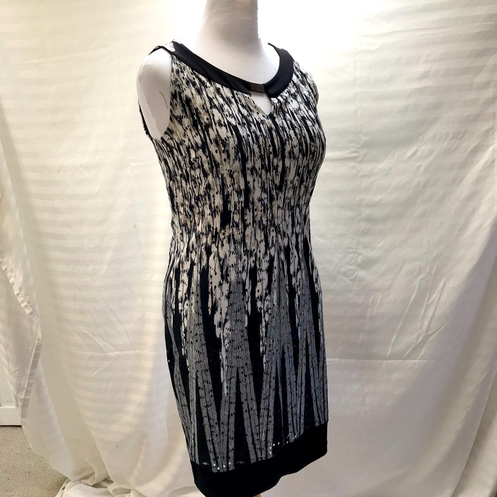 Black and white print body con dress from Picadilly size M